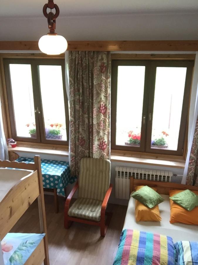 Villa Jumper Widok Na Cale Tatry Lazienka Nie Jest W Pokoju ザコパネ エクステリア 写真
